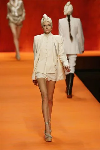 Look 7